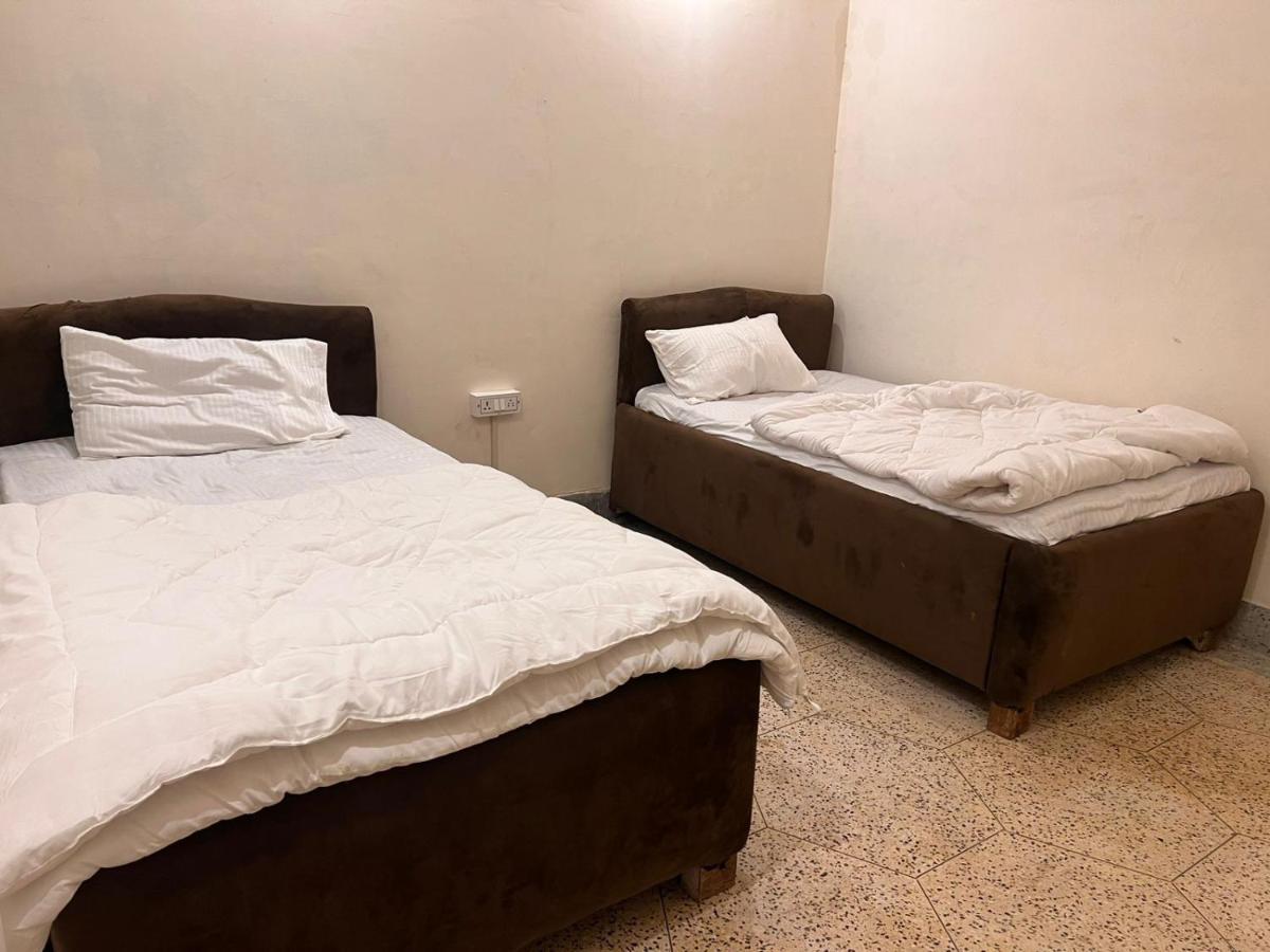 Aavaa Shanti Niwas Váránaszi Kültér fotó